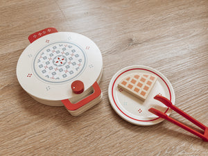 Nordic Red Waffle Maker