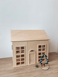 The Lodge Playhouse - No Assemble Required